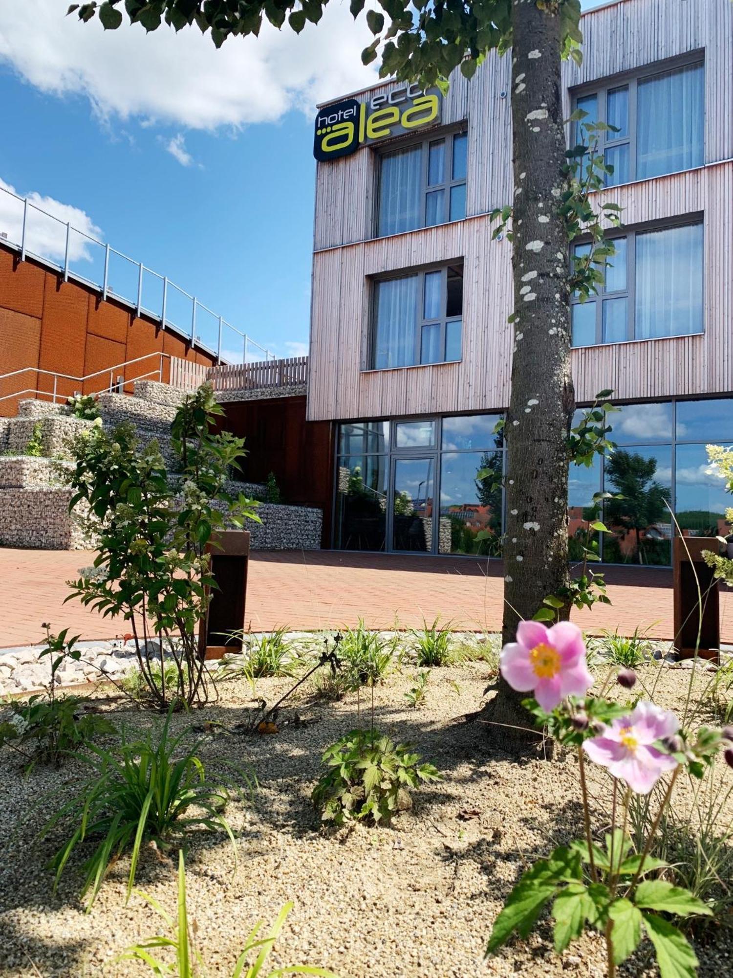 Oekohotel Aus Holz Alea Eco ファッフェンホーフェン・アン・デア・イルム エクステリア 写真